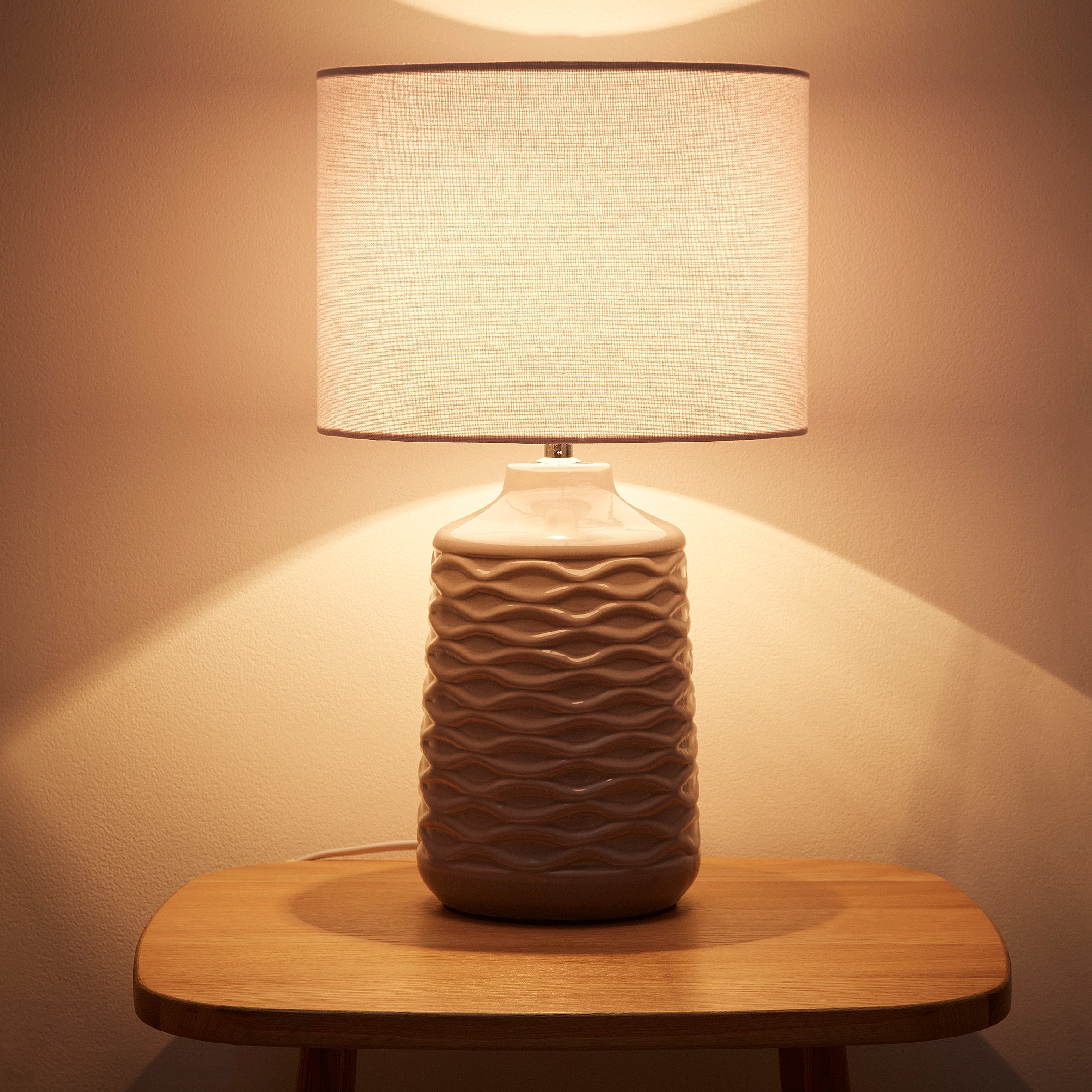 Ivy Textured Ceramic Table Lamp With White Linen Shade