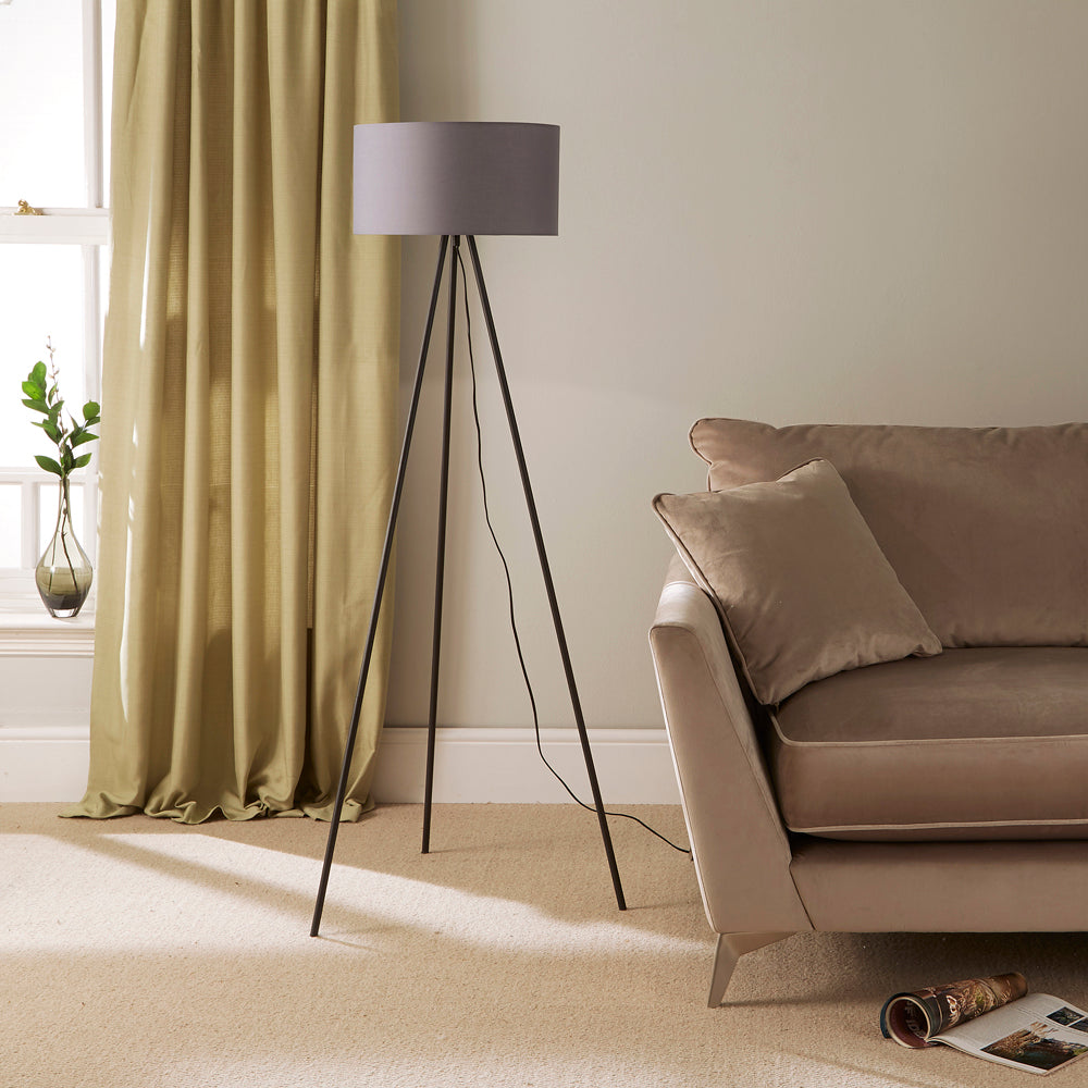 Leena Minimalist Metal Tripod Floor Lamp