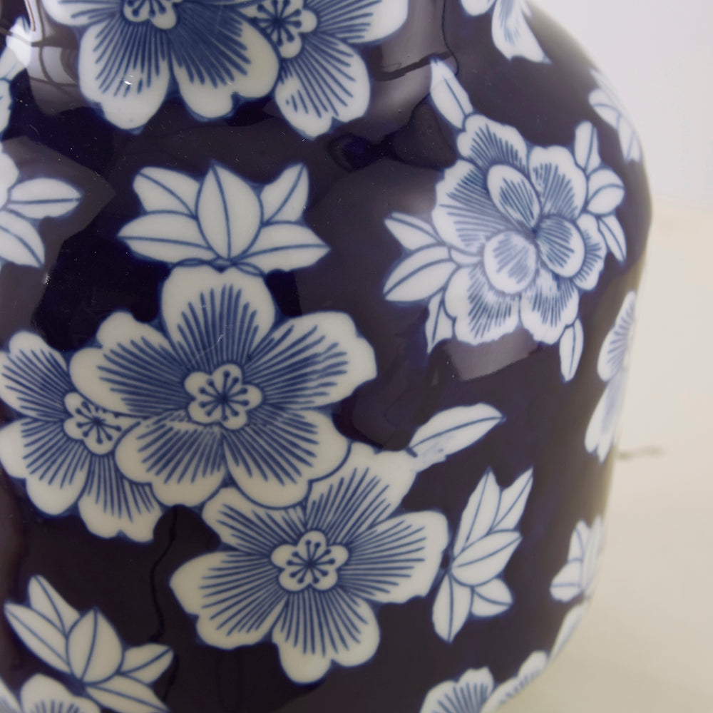 Traditional Ceramic Floral Table Lamp in Blue & White